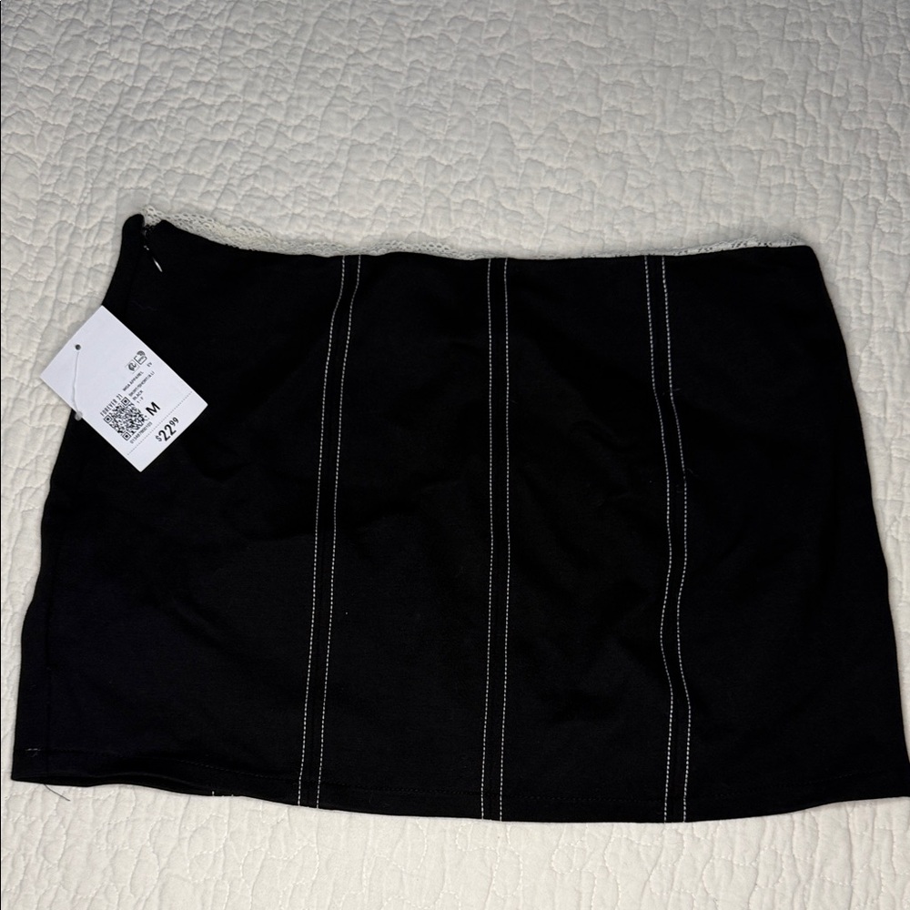 Forever 21 Black Mini Skirt with White Stitching